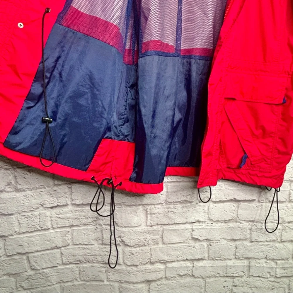 VTG CB Sports Mens Windbreaker Raincoat Size XL Packed Hood Zip Blue Red NWOT